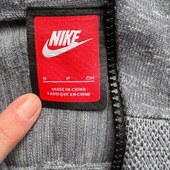 Nike Women’s Sportswear Full-Zip Tech Rare Hoodie small gray - Picture 2 of 5
